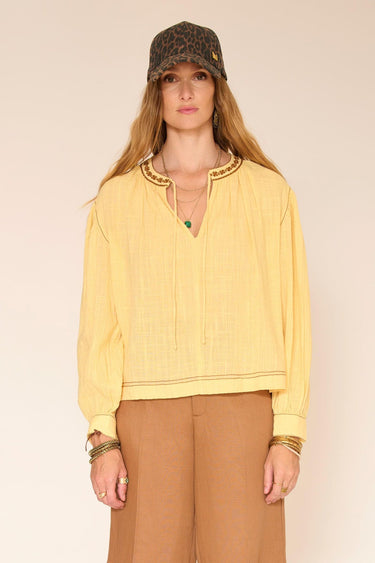 Chemise MKT Studio Hera encolure travaillée jaune