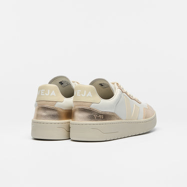 BASKETS FEMME V90 BLANC/DORÉ BLANC/DORÉ