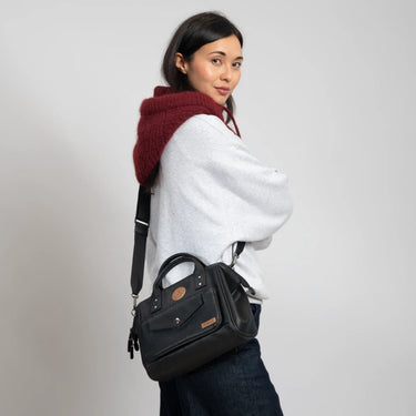 Sac bandoulière Cabaia Crossbody Medium Chelsea noir – vue 2