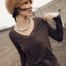 T-SHIRT FEMME TORINA STUDS MARRON MARRON